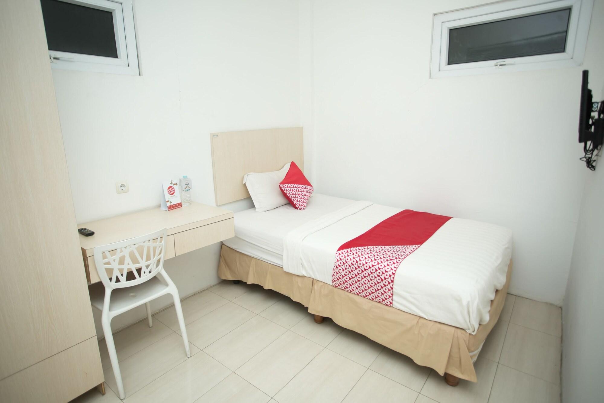 Hotel Oyo 850 Lapan Lapan Banjarmasin  Exterior foto